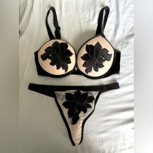 Victoria’s Secret bra and panty set